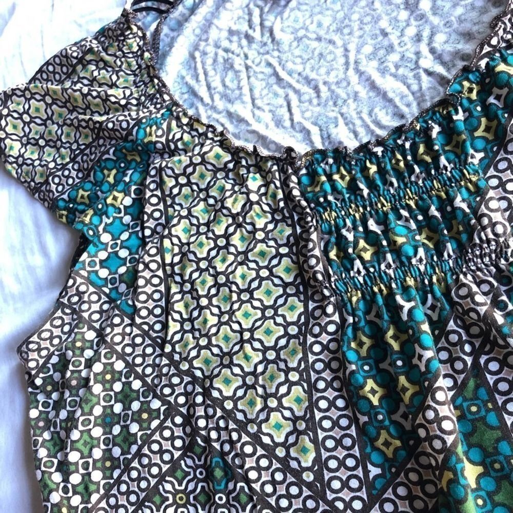 ‎151 Liz Claiborne geometric pattern S/S top - Picture 3 of 5
